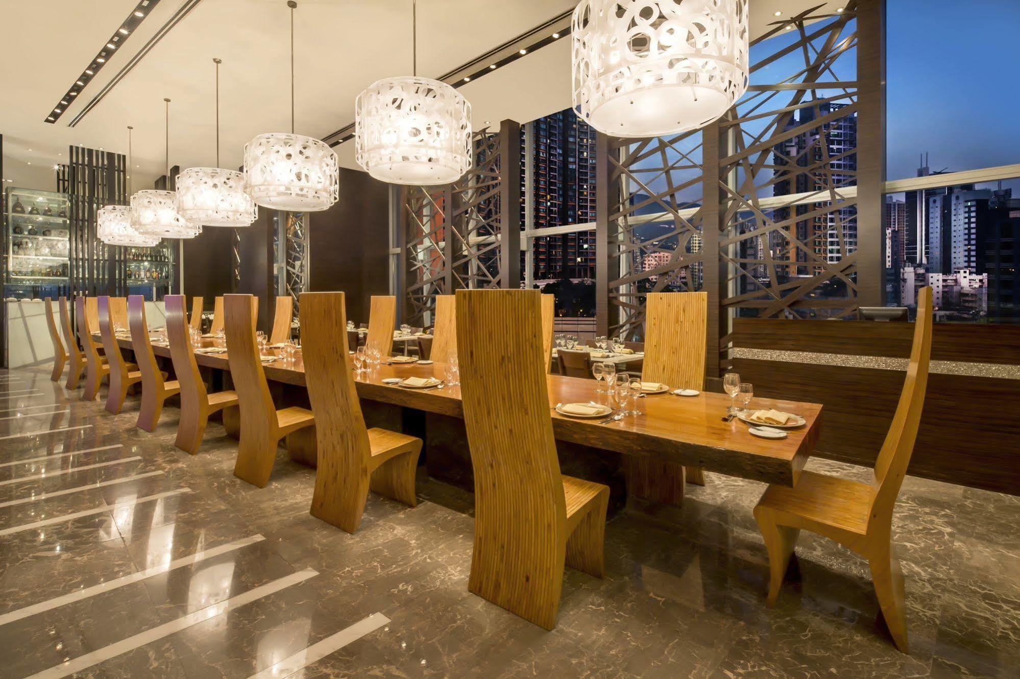 Nina Hotel Tsuen Wan West Хонконг Екстериор снимка The interior of the restaurant